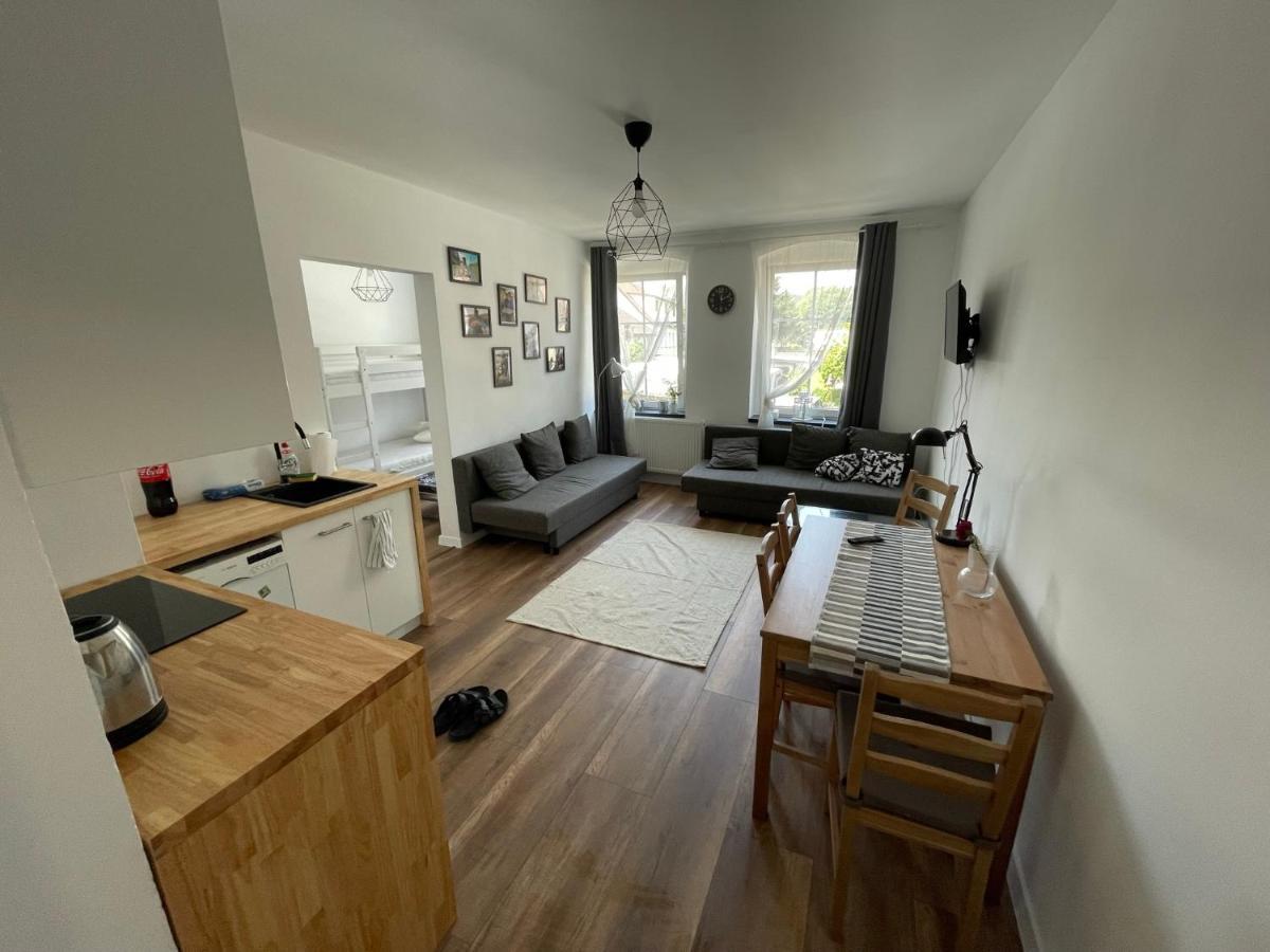 Fly Adventures- Dom Wedkarza Apartment Lesna Ngoại thất bức ảnh